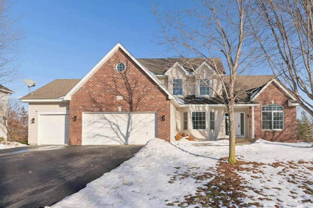 17714 Hillwood Avenue, Lakeville