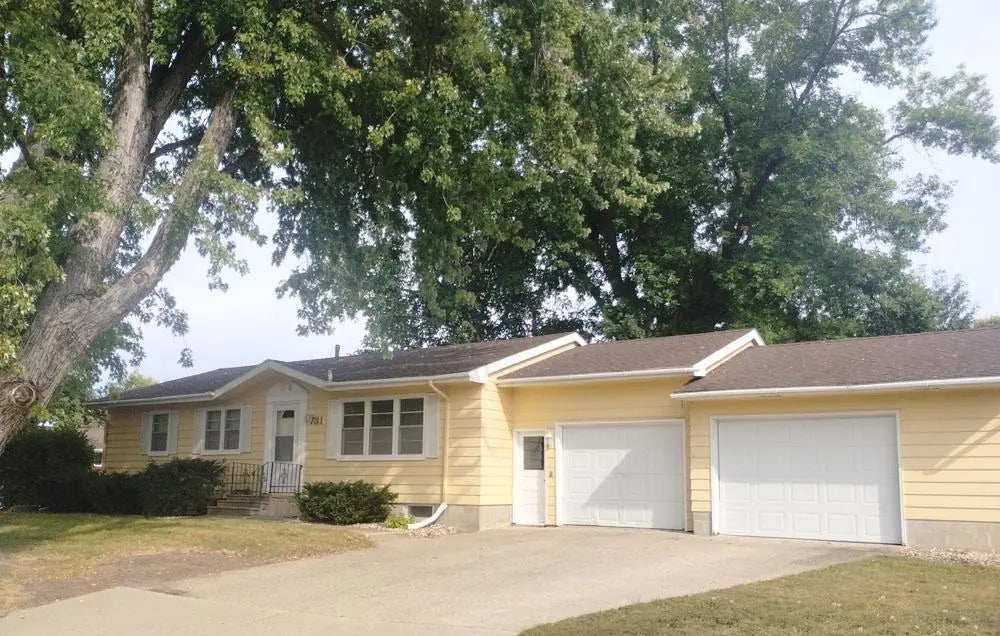 731 3rd Avenue Ne, Sleepy Eye