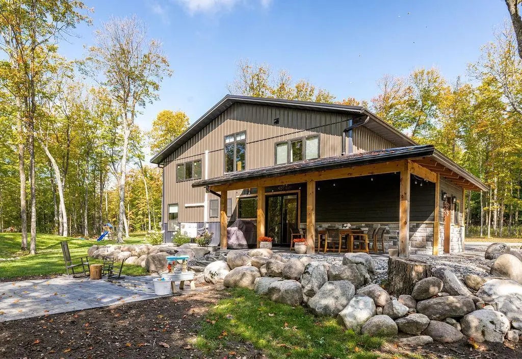 20517 Woodland Heights Drive, Grand Rapids