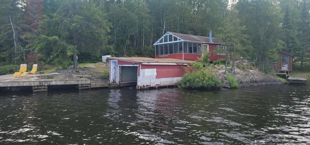 2276 Town Road 342, International Falls