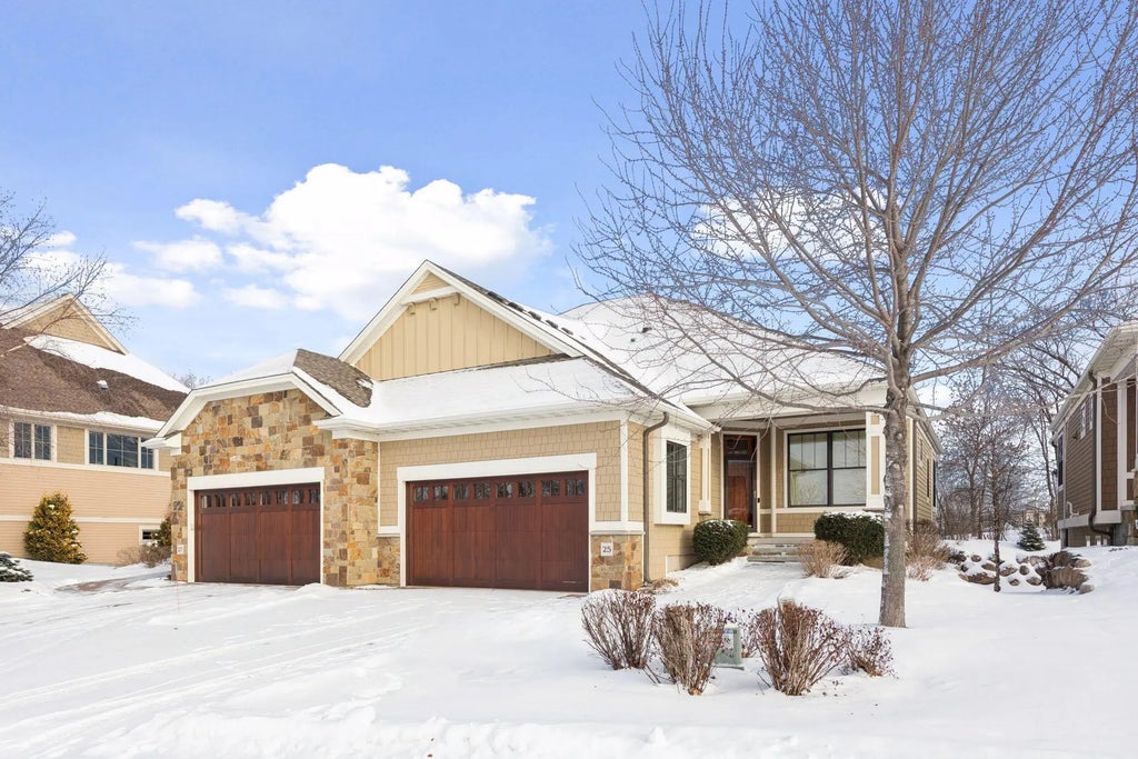 25 Riley Ridge, Chanhassen