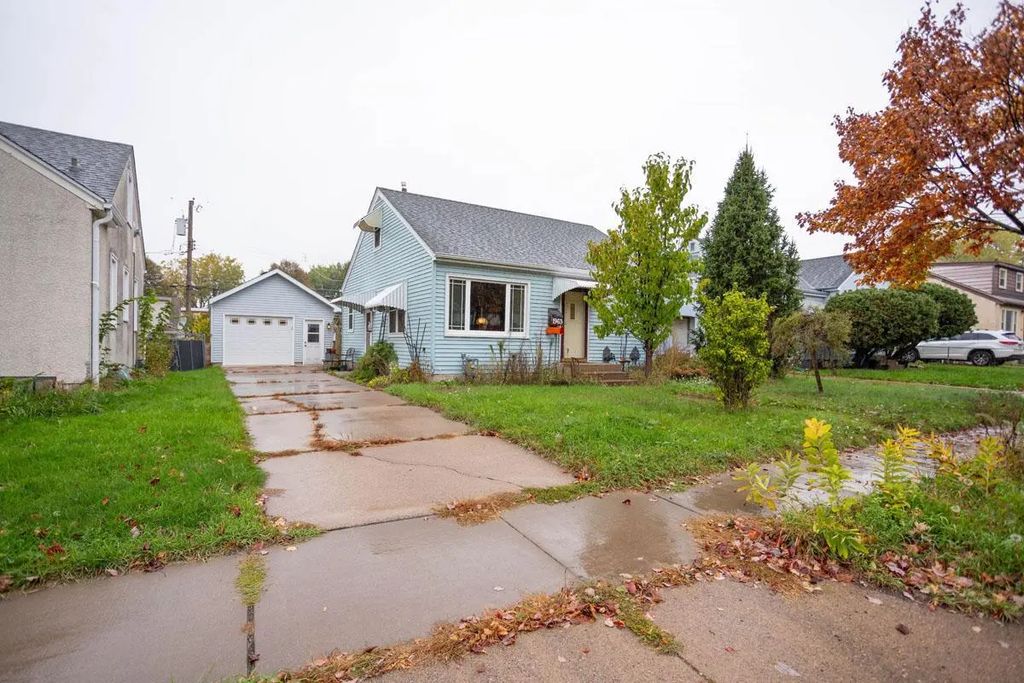 1963 Nortonia Avenue, Saint Paul