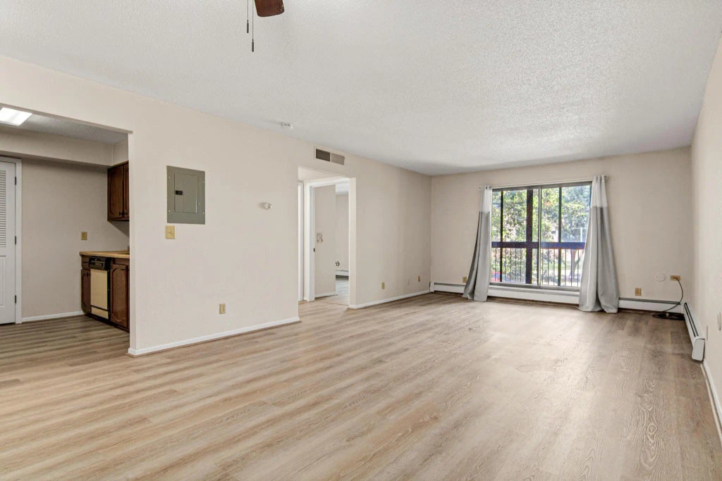 2670 Oxford Street N 230, Roseville