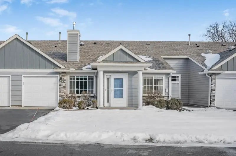 861 Sunrise Drive, Woodbury