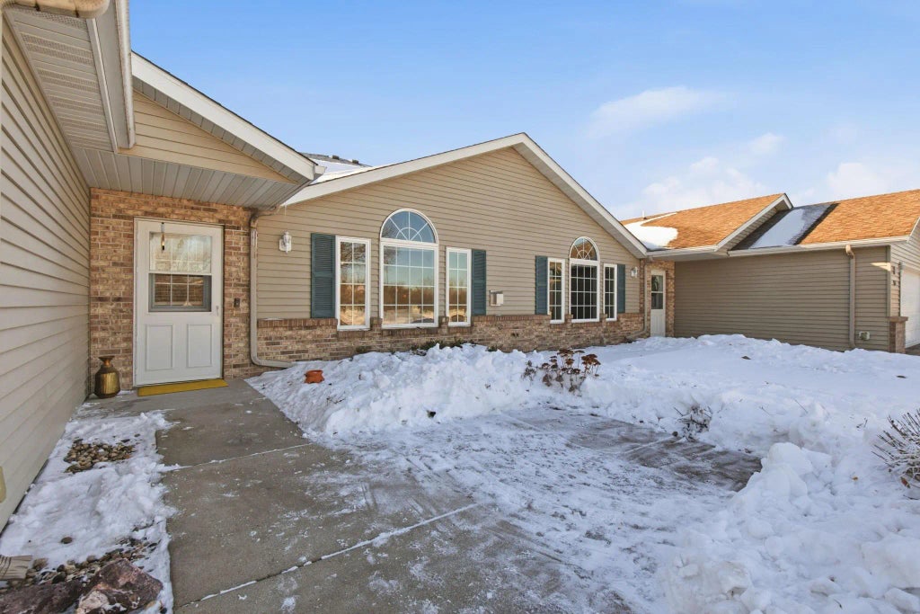 1316 Scout Drive, Sartell