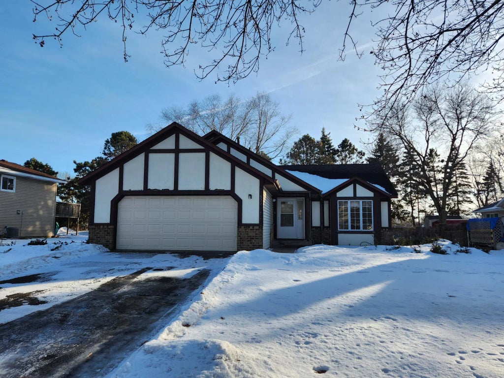 9227 79th Street S, Cottage Grove