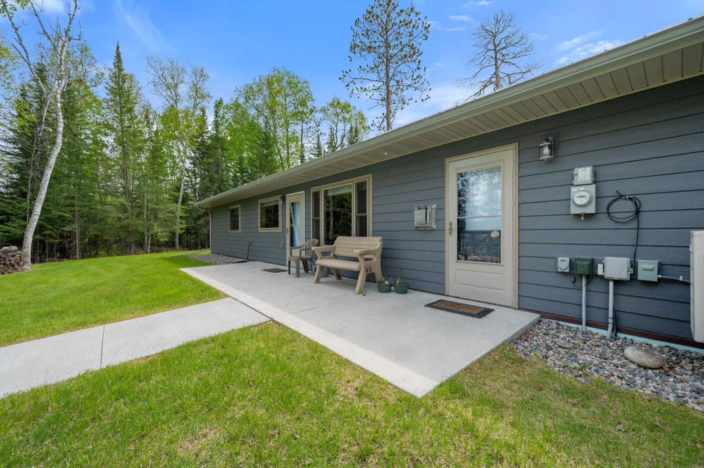 52852 Brush Shanty Lake Rd, Bigfork