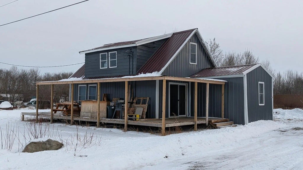 1489 State Highway 200, Mahnomen