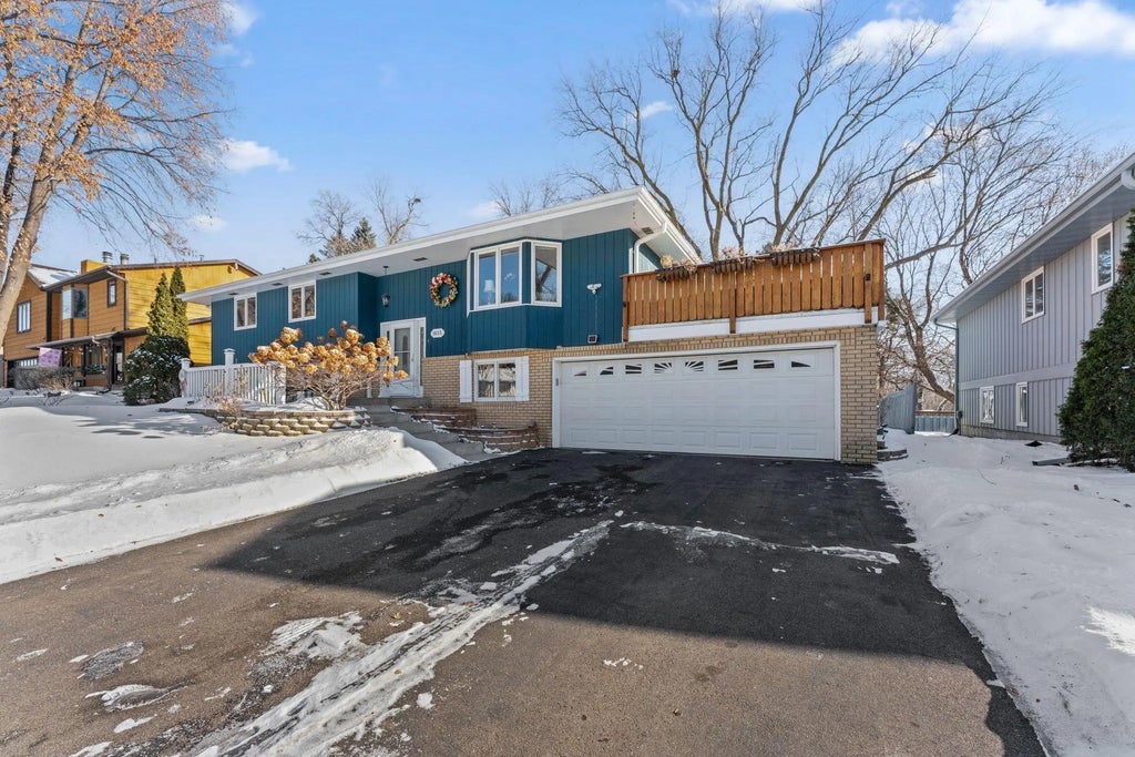 1655 18th Avenue Nw, New Brighton