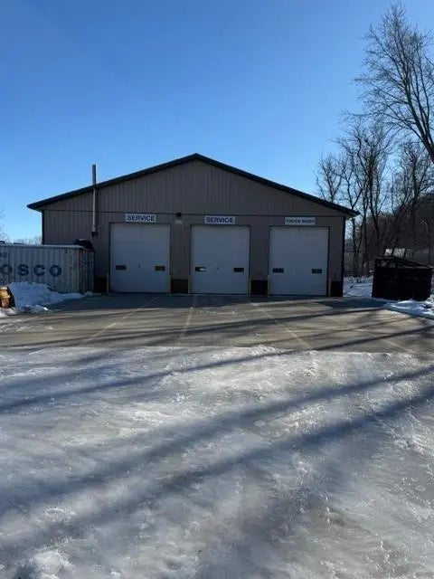 145 Railroad Avenue, Ellsworth