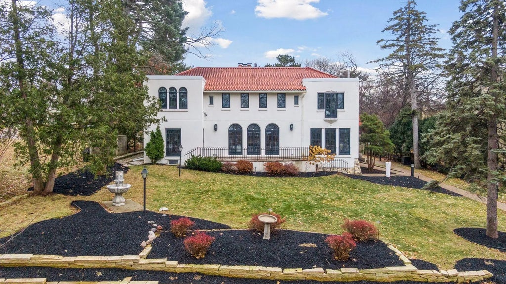 4637 E Lake Harriet Parkway, Minneapolis