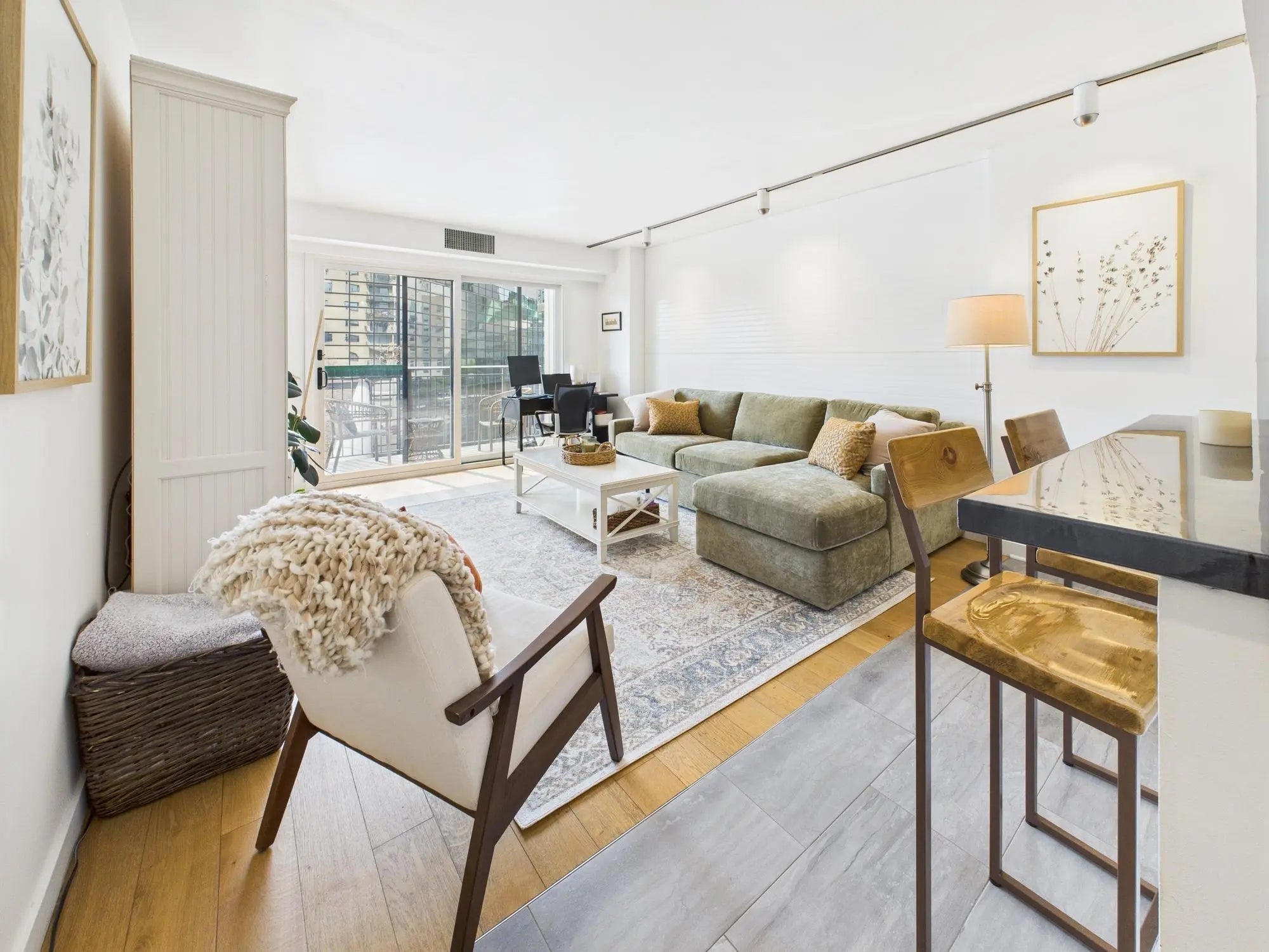 Photo of Listing #7008247