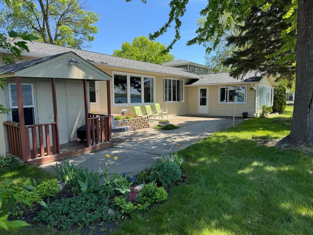 137 Mc Cloud Street, Ortonville