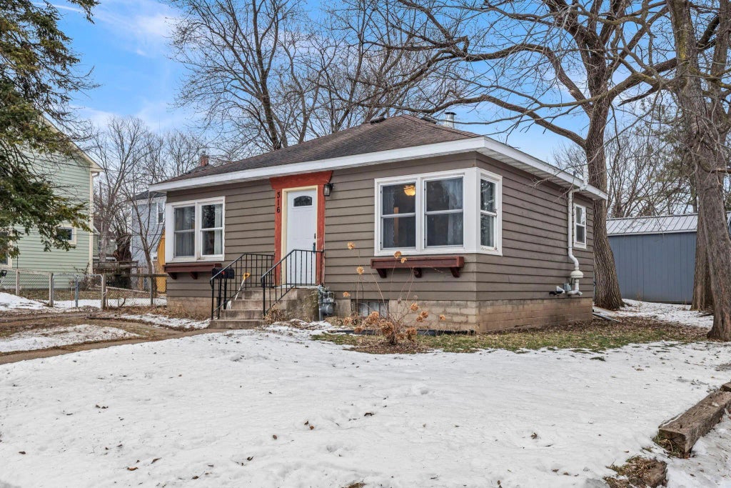 316 8th Street E, Northfield