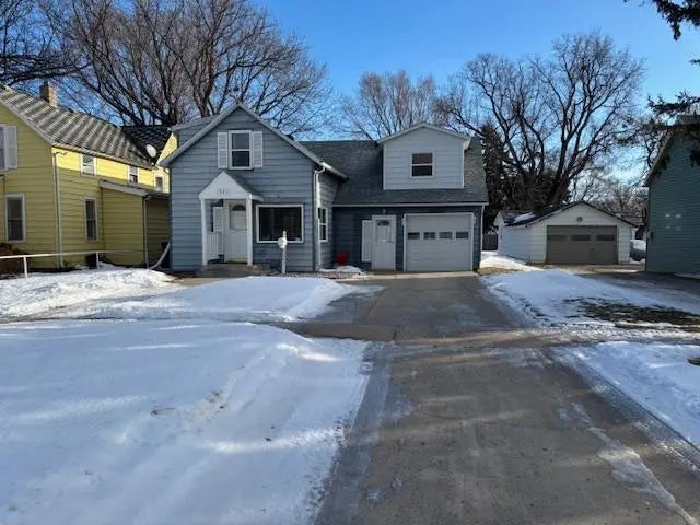 520 17th Street N, Moorhead