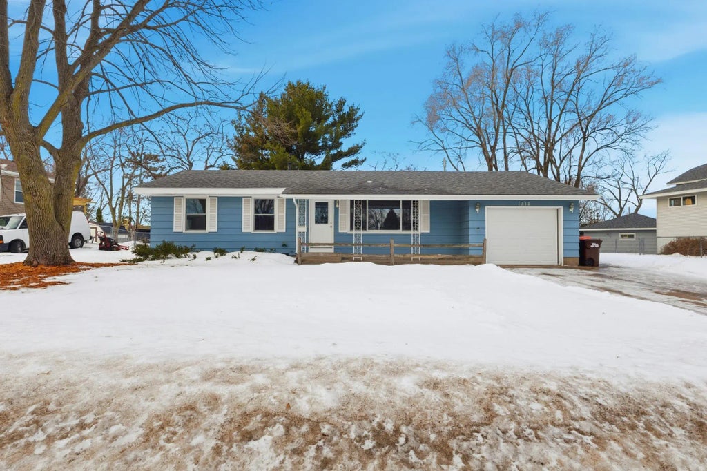 1312 Gary Drive, St Paul Park