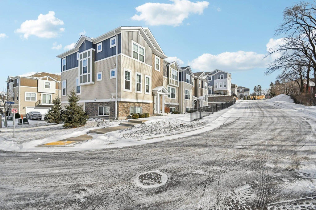 2278 Polar Way, North Saint Paul