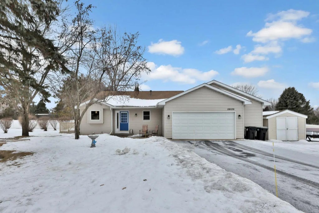 26038 Granada Avenue, Wyoming