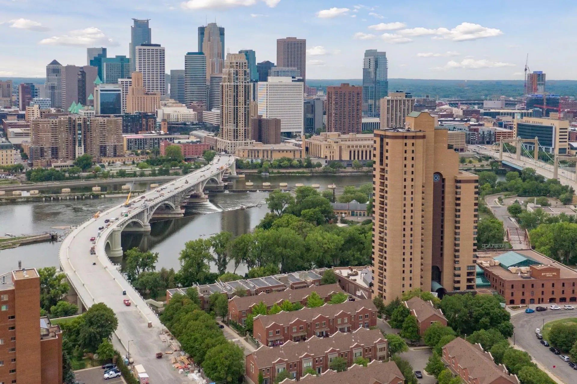 Photo of Listing #7009443