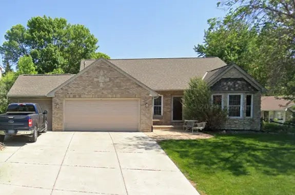 6030 Meadowood Court, Savage