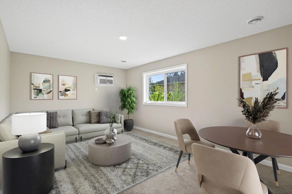 1761 8th Avenue, Newport