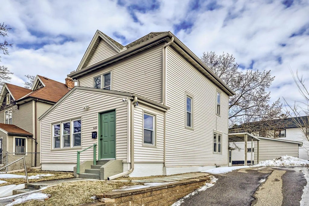610 Fairview Avenue N, Saint Paul
