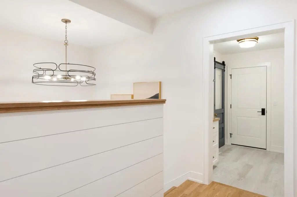 231 Manitoba Avenue N Main Level, Wayzata