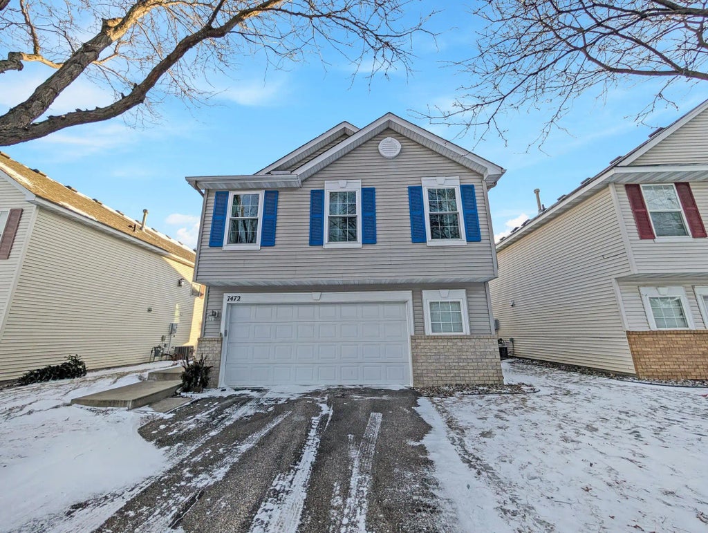 7472 Hampton Lane, Shakopee