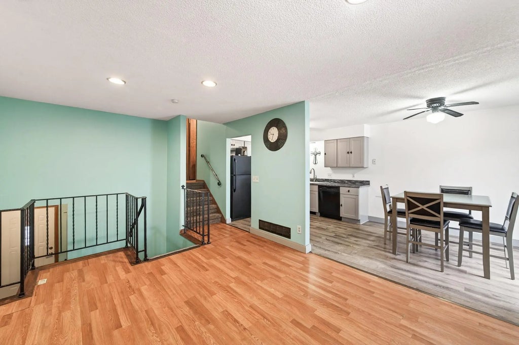 2259 110th Lane Nw, Coon Rapids