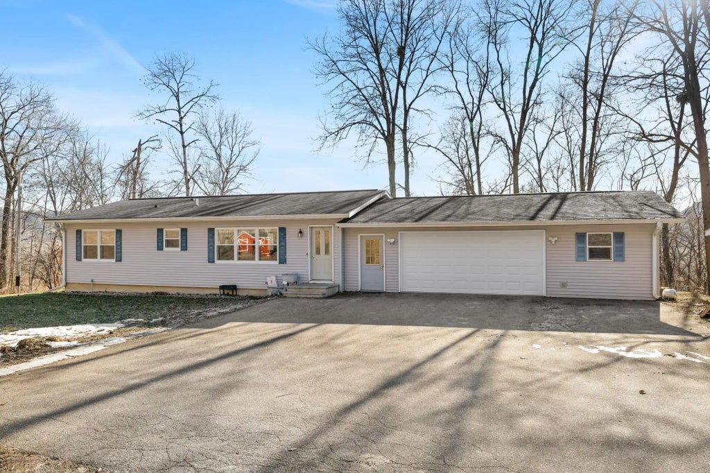 5055 County 9, Houston