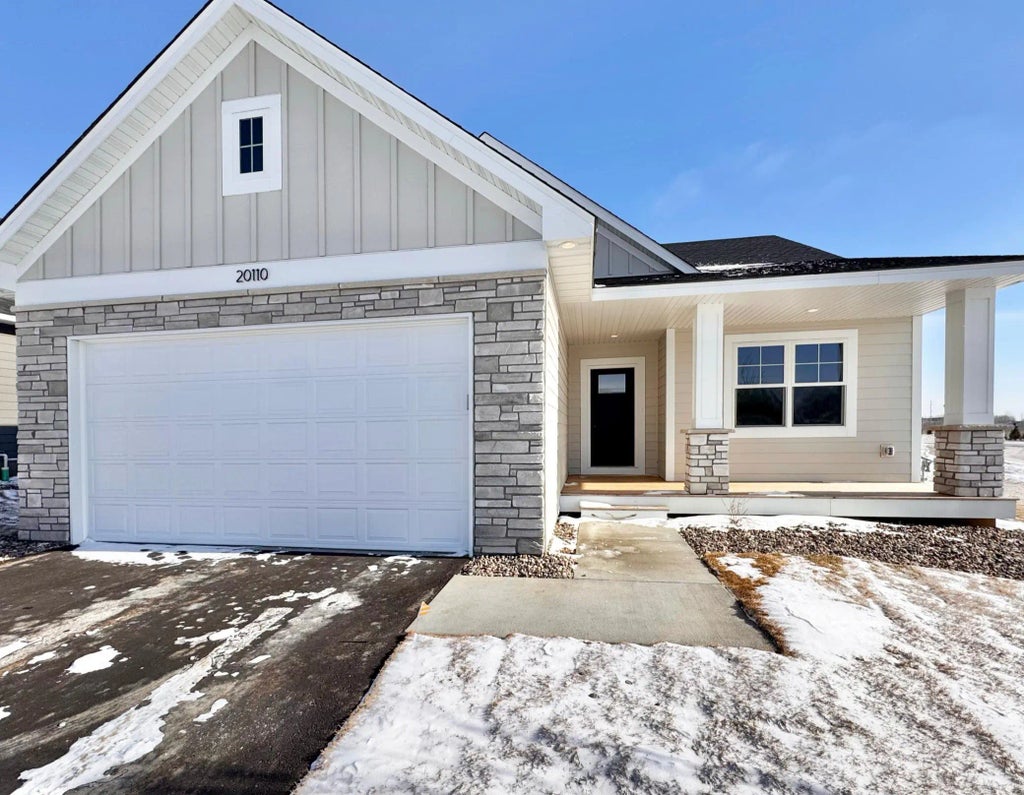 20110 Globe Drive, Lakeville