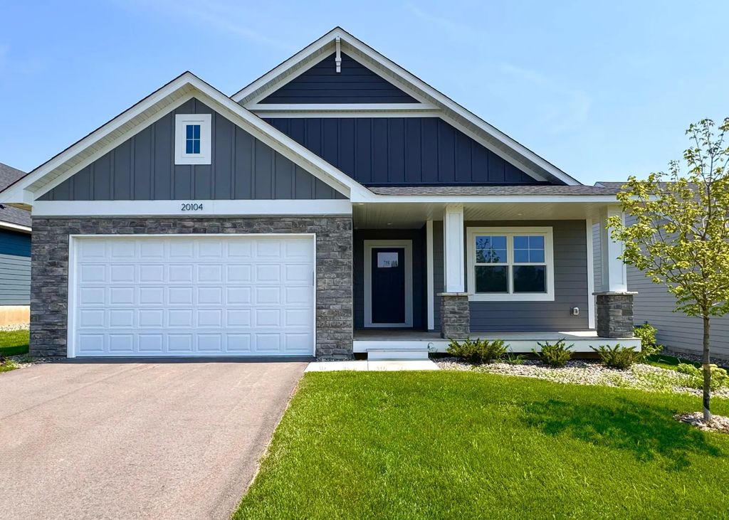 20104 Globe Drive, Lakeville