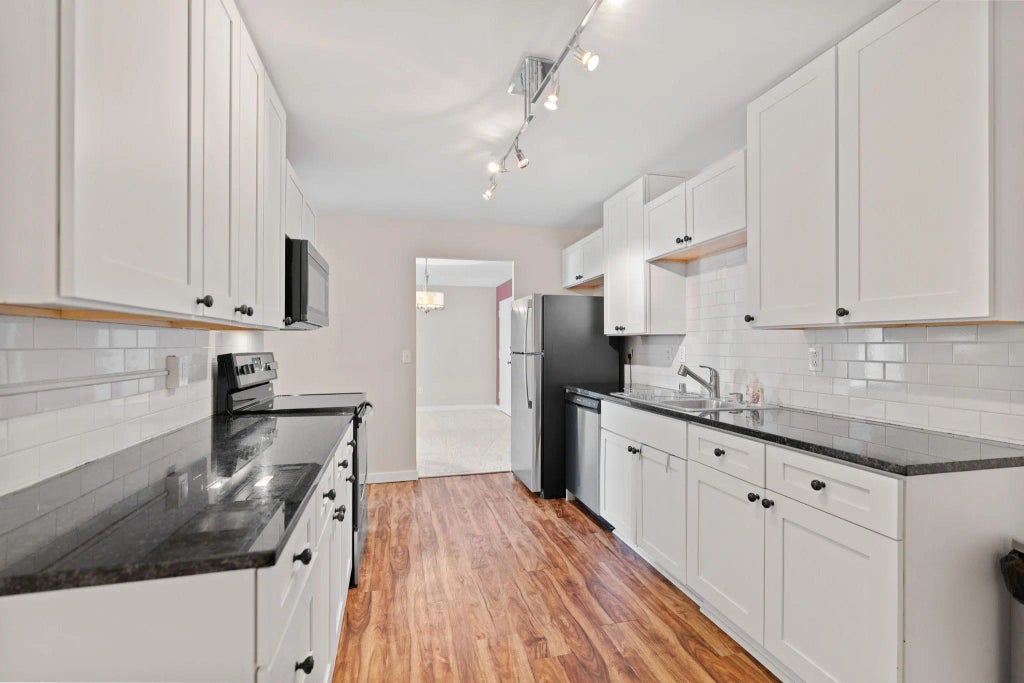 6450 York Avenue S 308, Edina