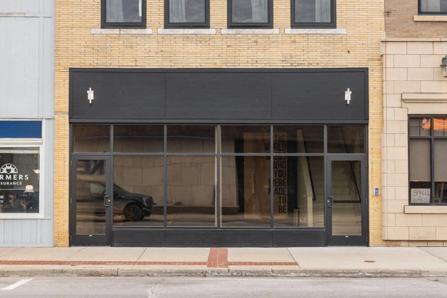 102 State Street N, Waseca