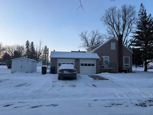 420 3rd Avenue Nw, Spring Grove