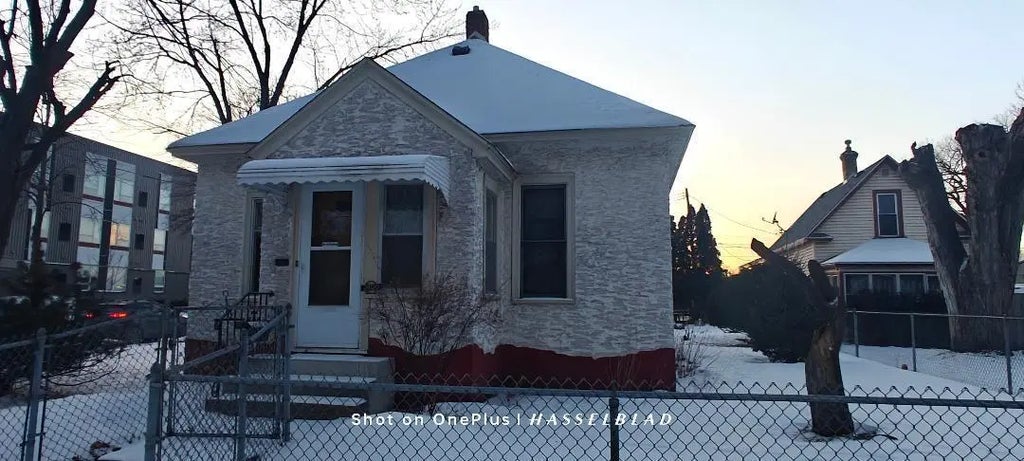 2400 Jefferson Street Ne, Minneapolis