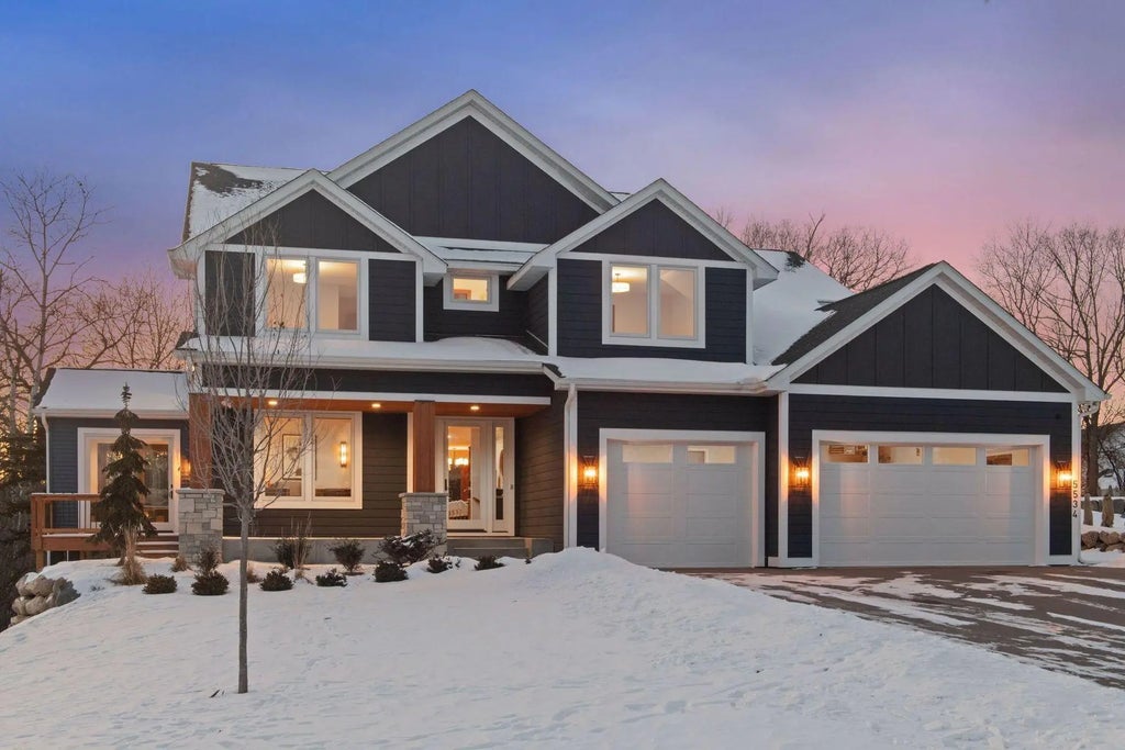 5534 Conifer Trail, Minnetonka