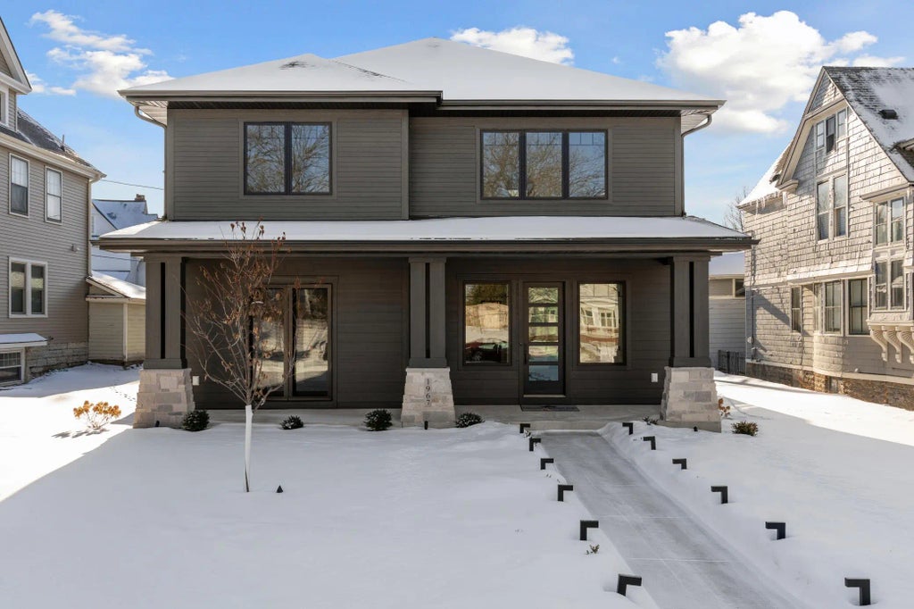 1967 Sheridan Avenue S, Minneapolis