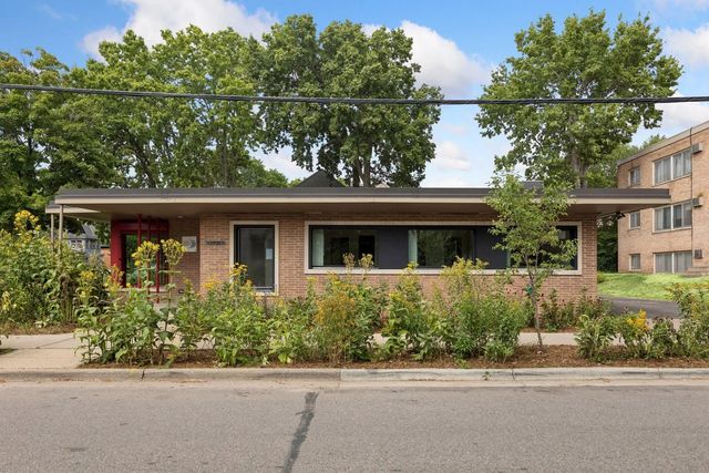 901 23rd Avenue Ne, Minneapolis