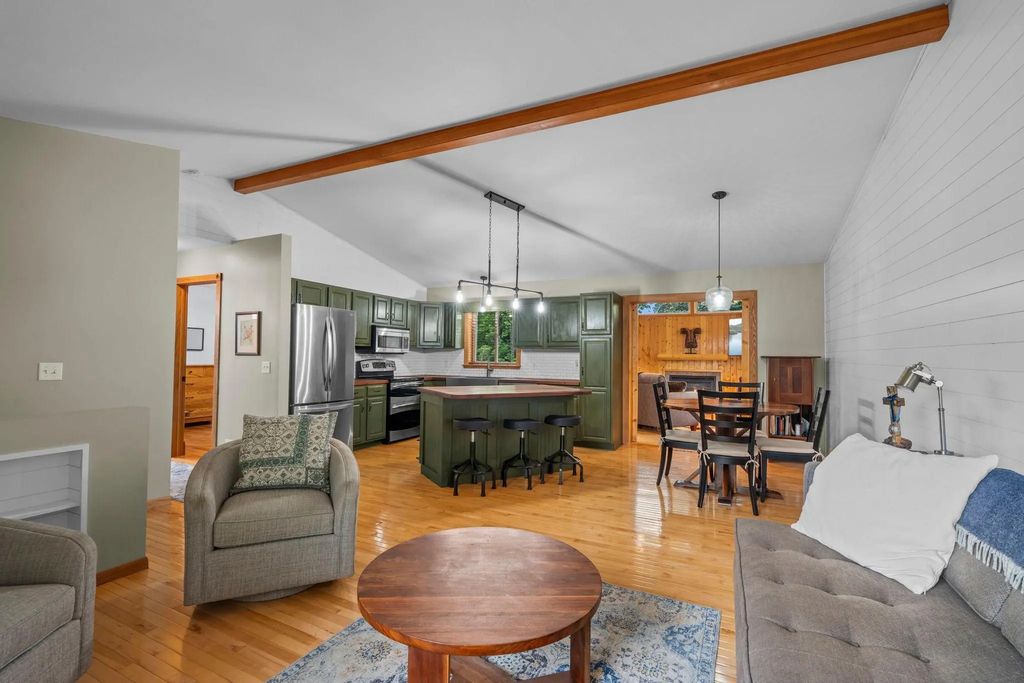 1452 Vixen Lane, Delano