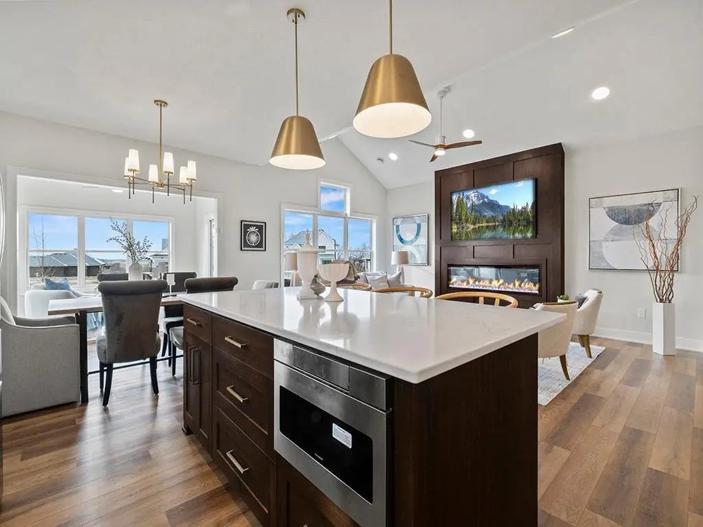 9975 Kari Way, Elko New Market