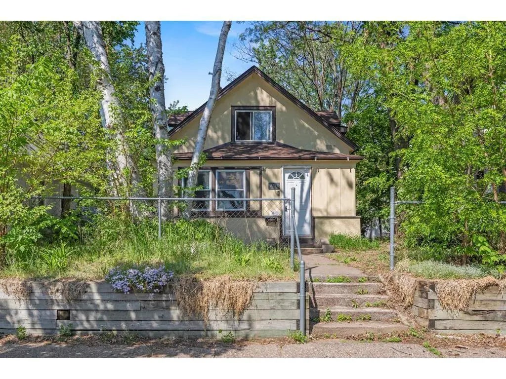 4715 Camden Avenue N, Minneapolis