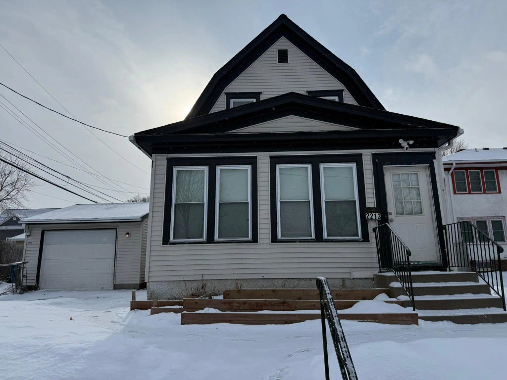 2213 Oak Park Avenue N, Minneapolis