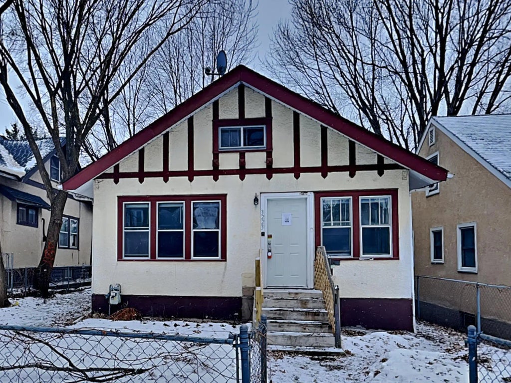 3223 Aldrich Avenue N, Minneapolis