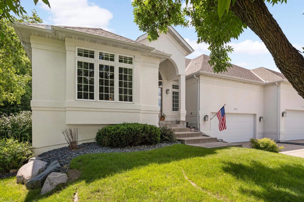 16747 Iredale Path, Lakeville