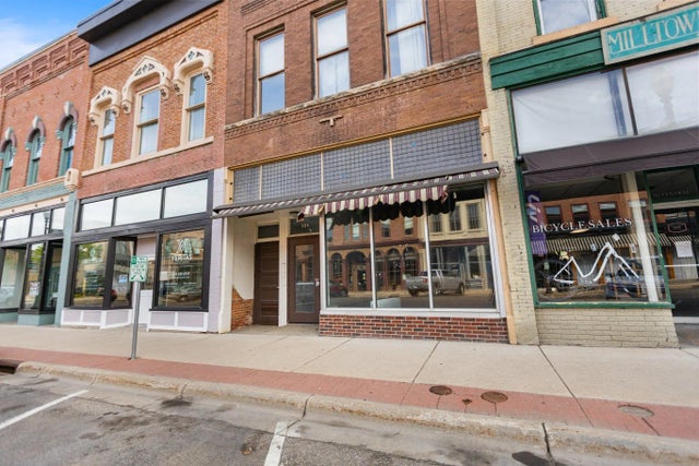 313 Central Avenue N, Faribault