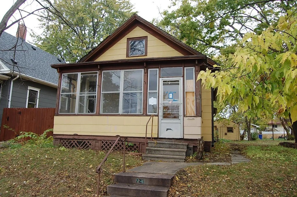 721 Tuscarora Avenue, Saint Paul