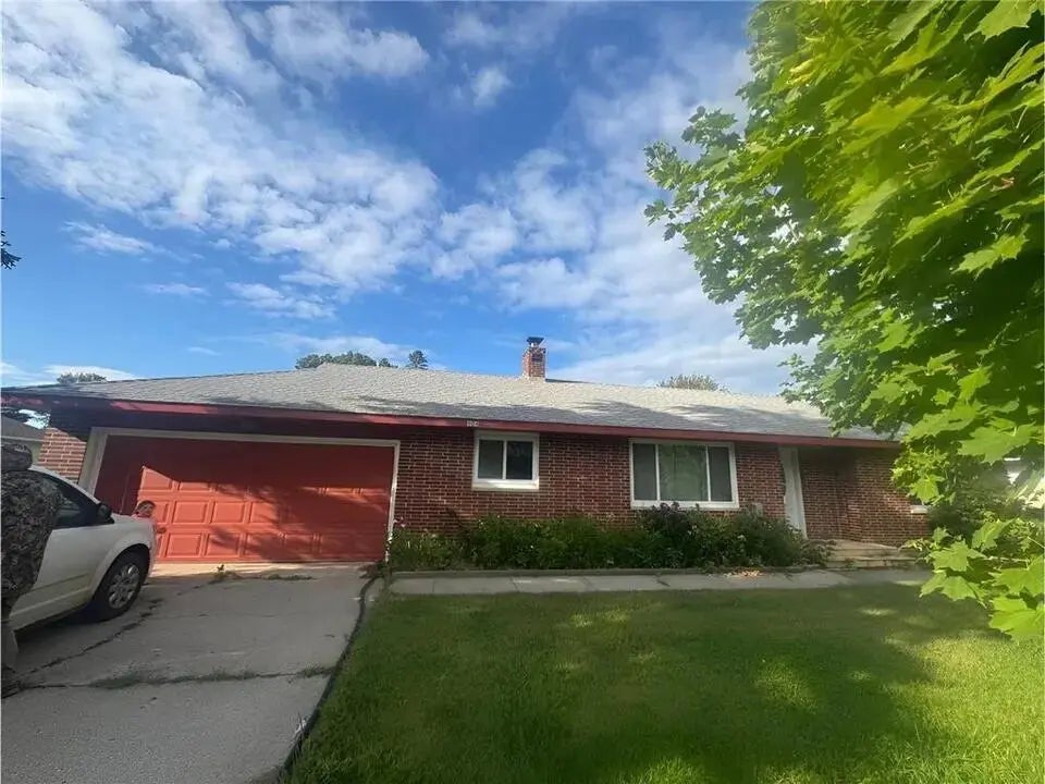 904 5th Avenue N, Wheaton