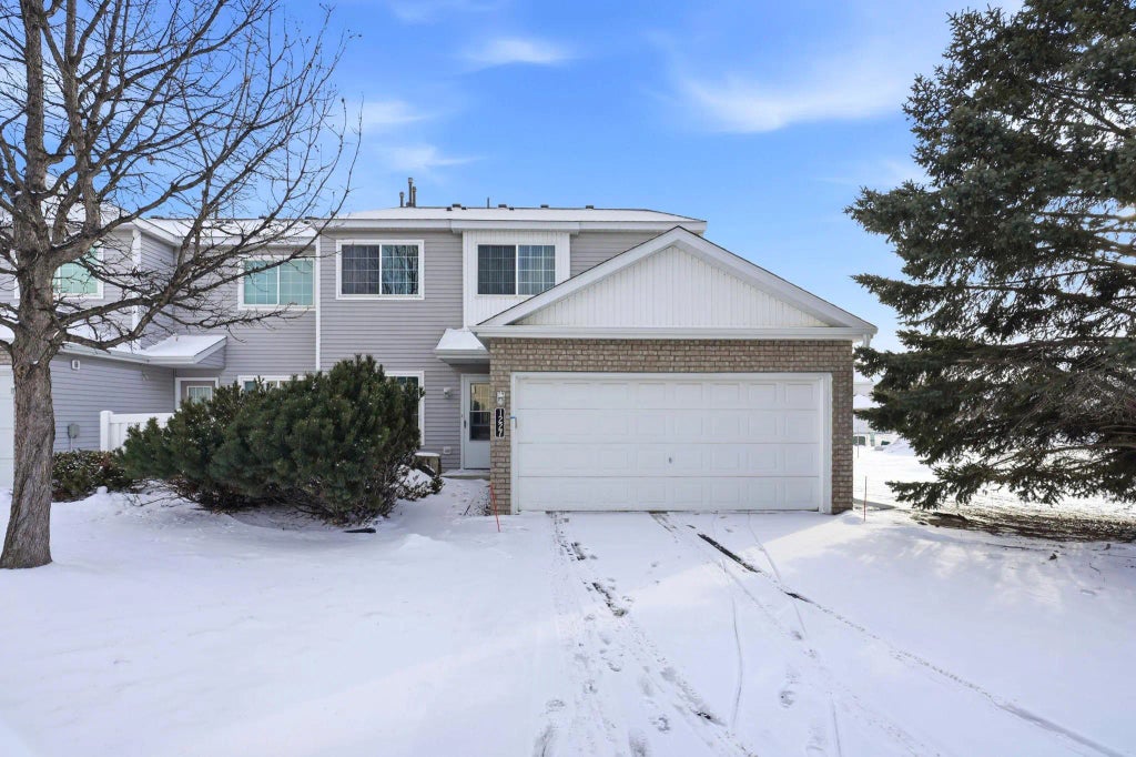 1227 Elmwood Avenue, Shakopee