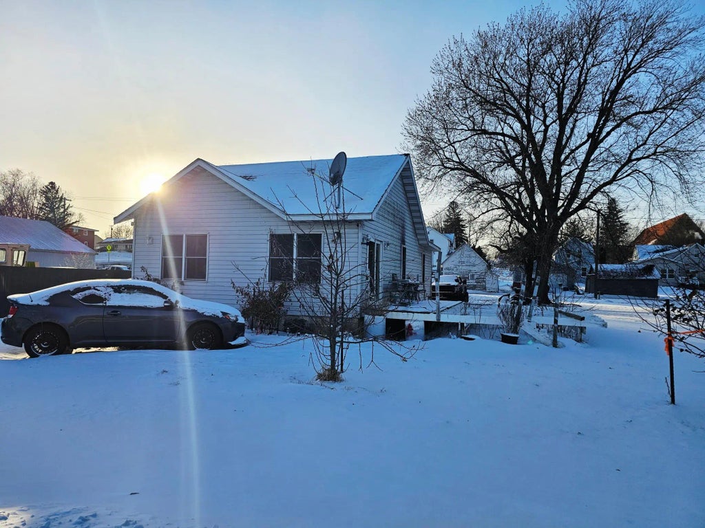 206 N 2nd Street, Milan